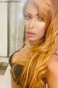 Roma Trans Tiffany Oliveira 371 61 40 791 foto selfie 18